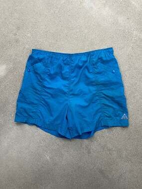 Vintage Nike ACG Shorts - S